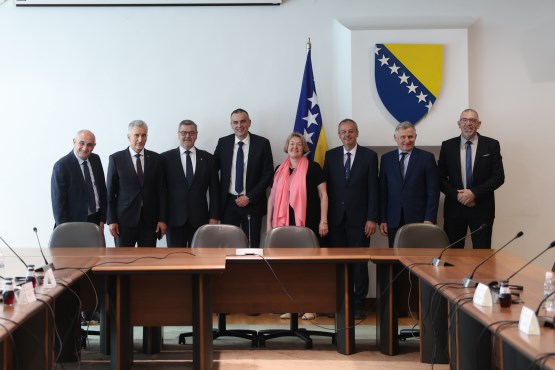Rukovodstvo oba doma razgovaralo sa članovima Odbora za poslove Evropske unije Senata Češke Republike 